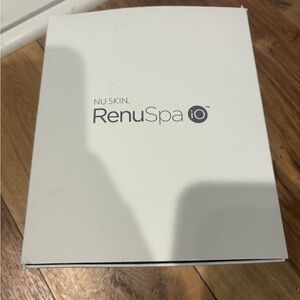 Skin RenuSpa iO Device with White Finish